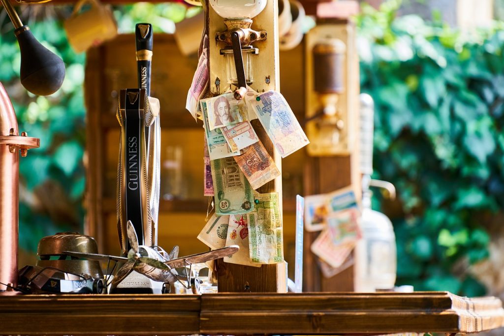 cafe, money, wander-4320012.jpg